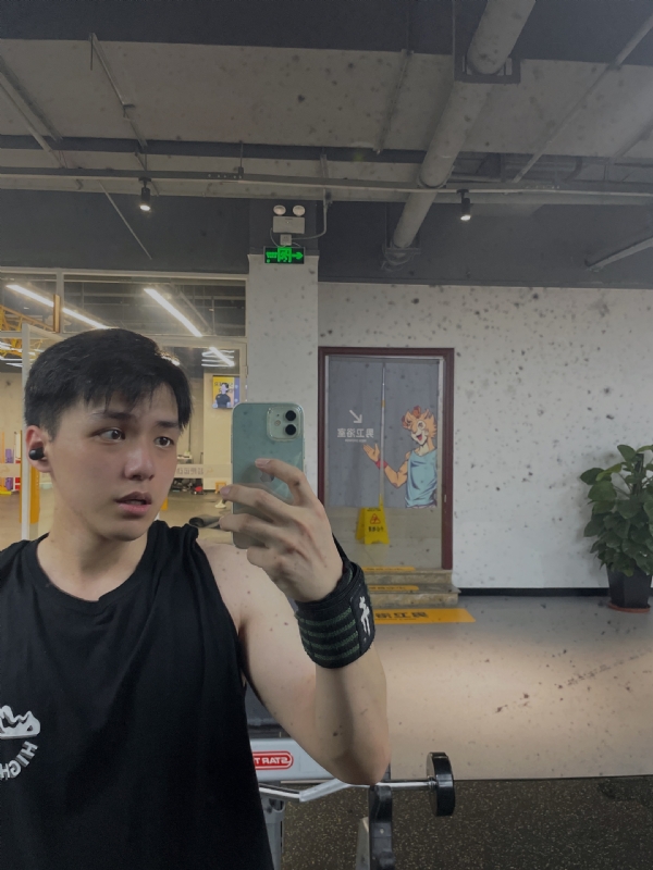 想吃猫的鱼的第一张照片--海峡交友网