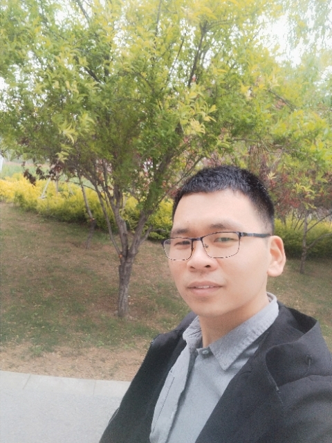 凌晨三点三分的第四张照片--海峡交友网