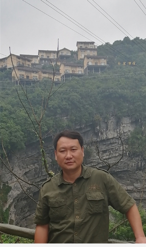 迷彩人生的第一张照片--海峡交友网
