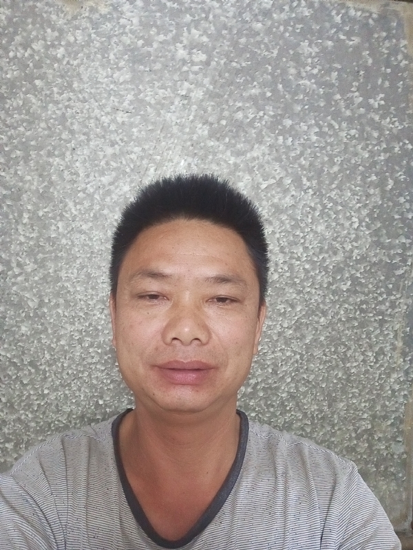 白茫茫的第一张照片--海峡交友网