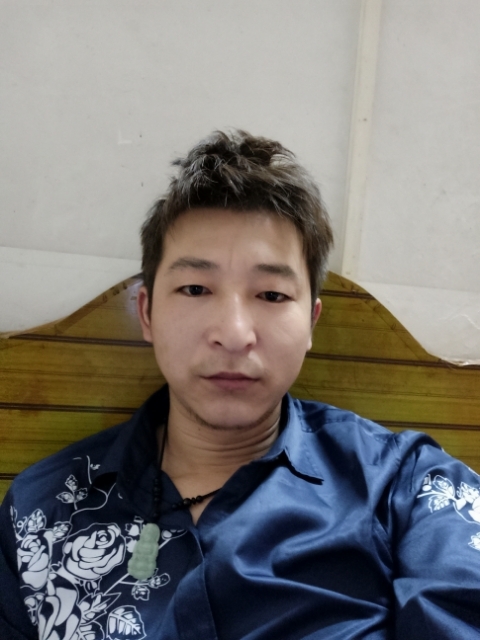 时光的第一张照片--海峡交友网