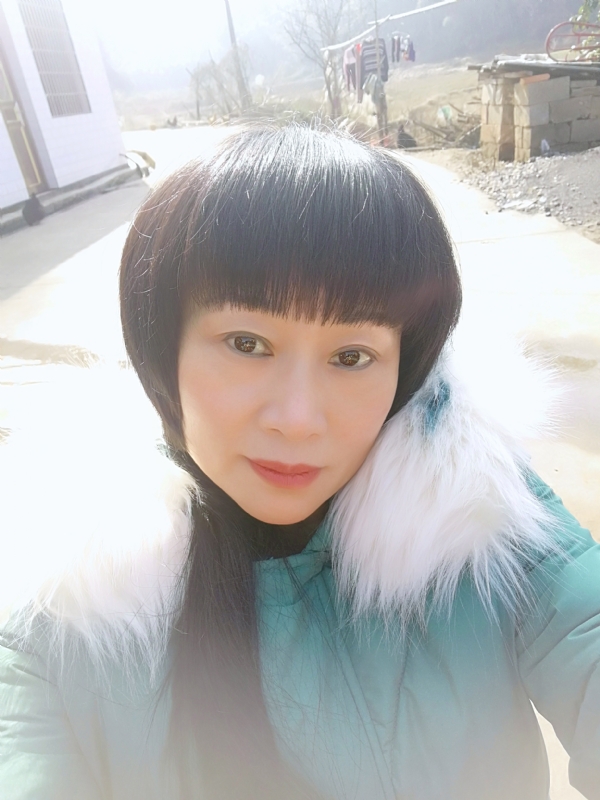 金鱼儿的第一张照片--海峡交友网