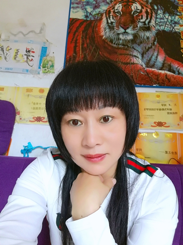 金鱼儿的第二张照片--海峡交友网