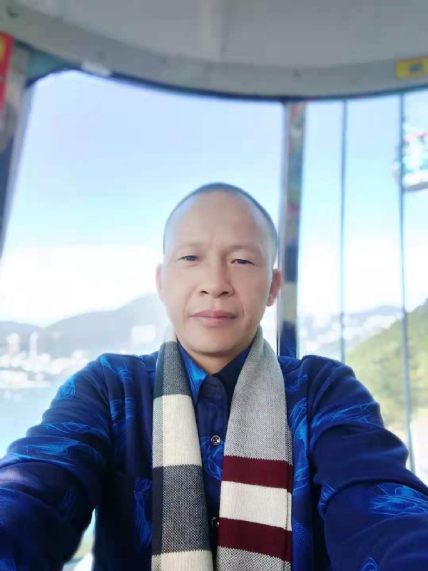 真心觅缘的第二张照片--海峡交友网