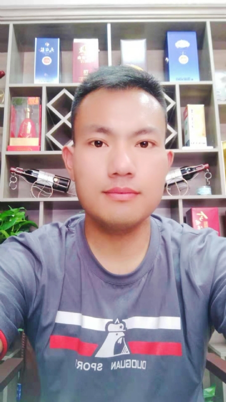 钱乾的第一张照片--海峡交友网