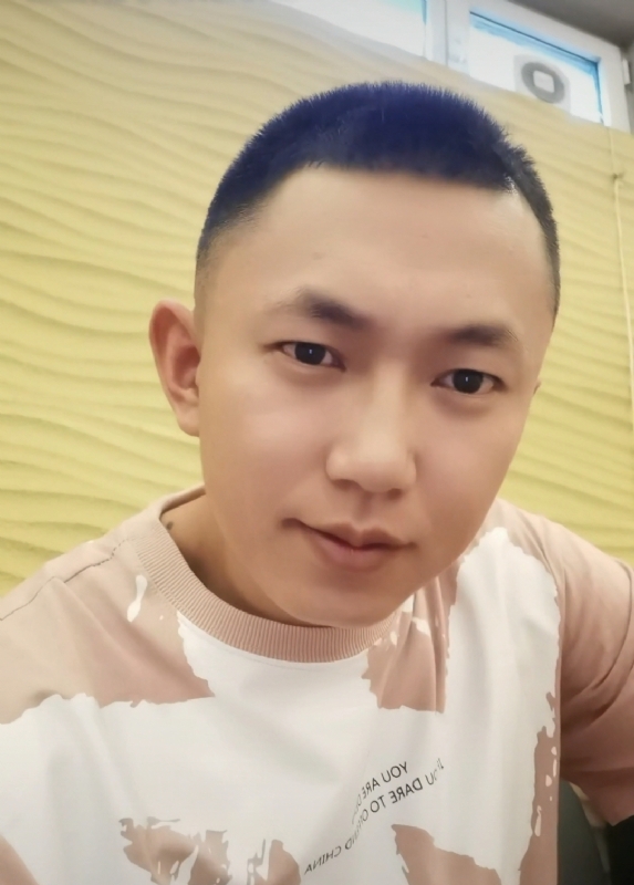 爱意随风起的第一张照片--海峡交友网