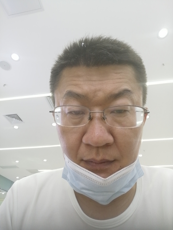 无奈的第一张照片--海峡交友网