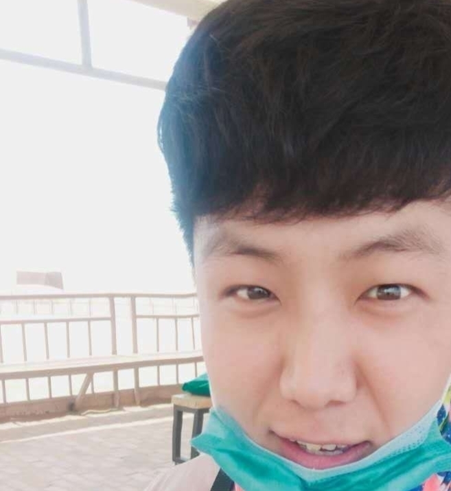 回族小伙的第一张照片--海峡交友网