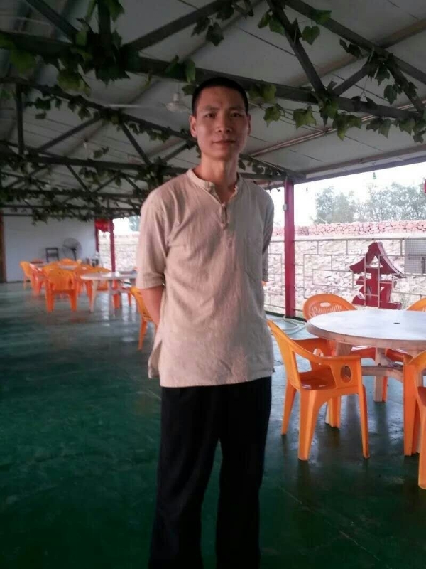 周哥的第三张照片--海峡交友网