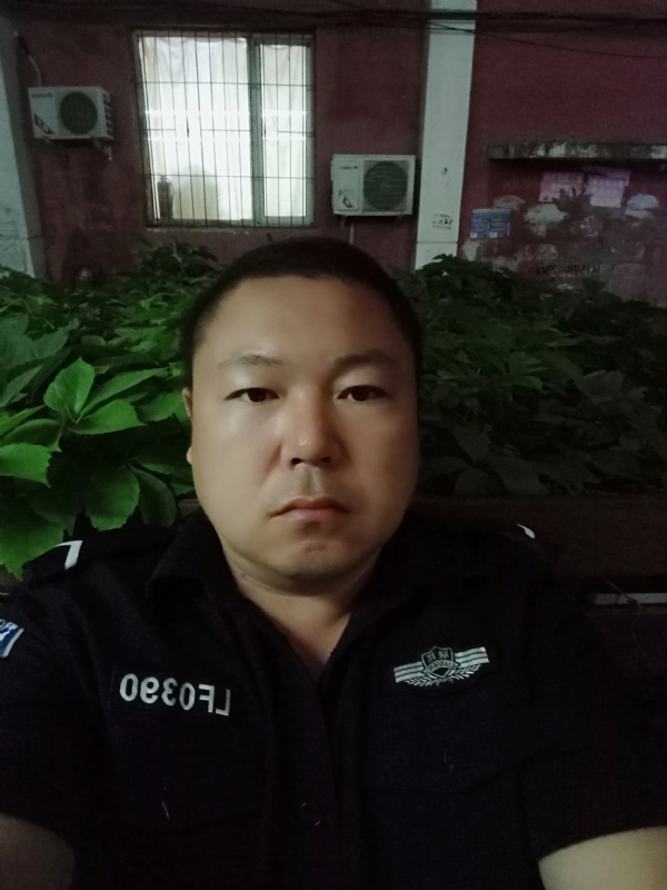 冯宇的第一张照片--海峡交友网