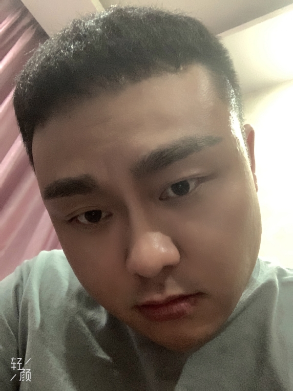 何为奈何的第二张照片--海峡交友网