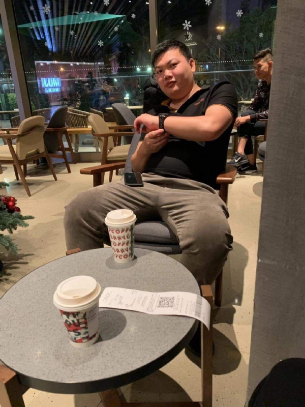 华熙的第二张照片--海峡交友网