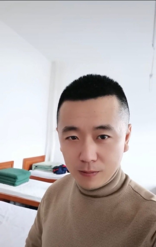 随风的第二张照片--海峡交友网