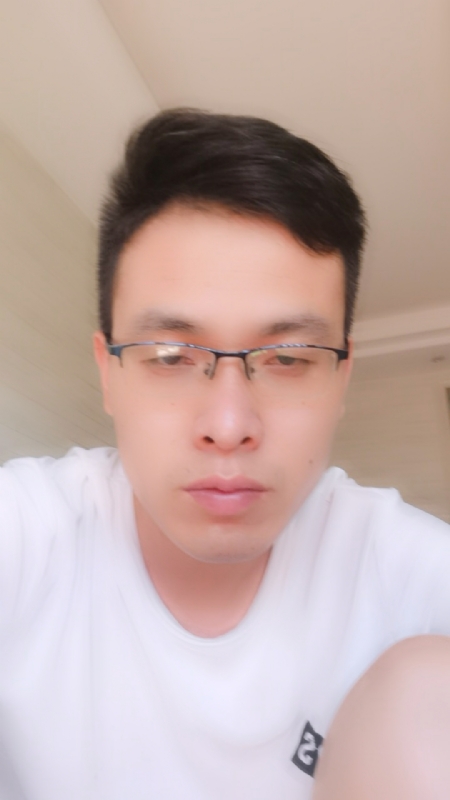 携一人白首的第一张照片--海峡交友网
