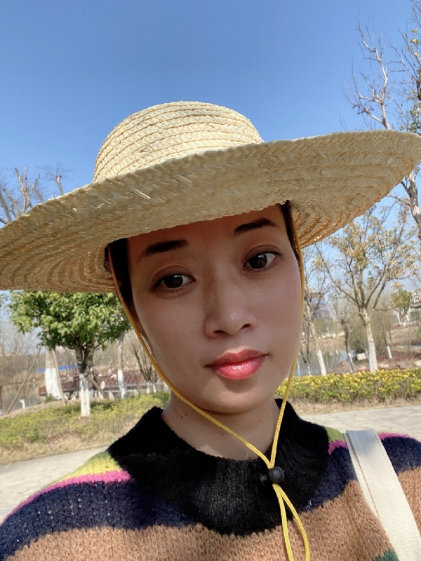 简单的第一张照片--海峡交友网