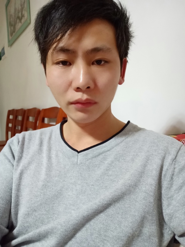 小强的第一张照片--海峡交友网