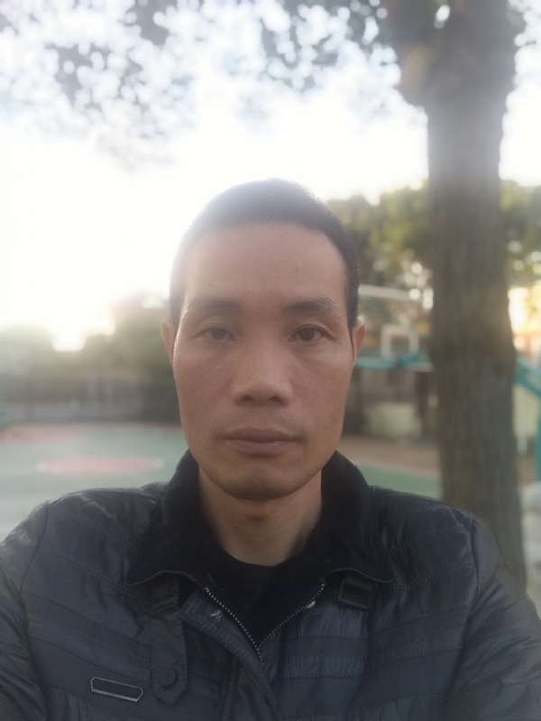王耀明的第一张照片--海峡交友网