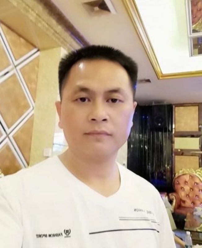 小梁的第一张照片--海峡交友网