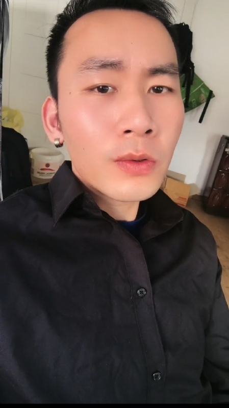 领悟的第一张照片--海峡交友网