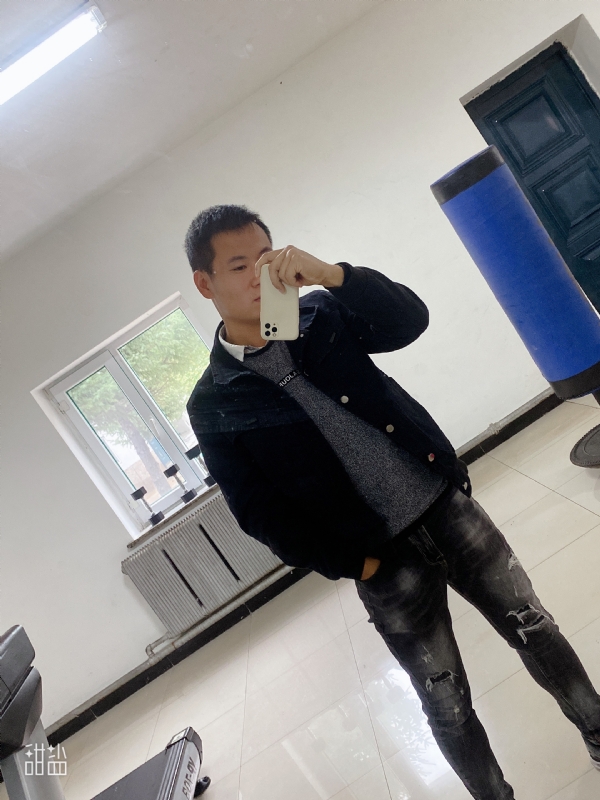袁冥的第一张照片--海峡交友网