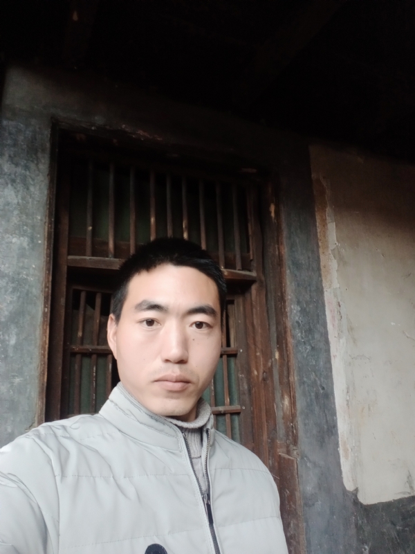 嫁与娶的第一张照片--海峡交友网