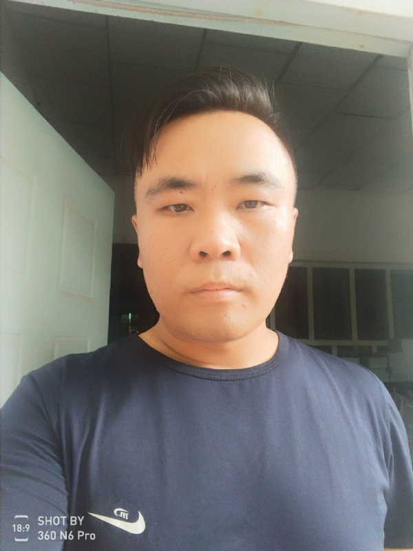 云的第一张照片--海峡交友网