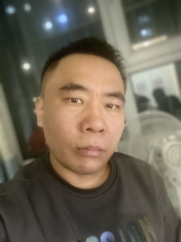 云的第四张照片--海峡交友网