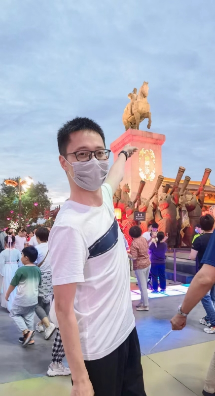 一休哥的第一张照片--海峡交友网