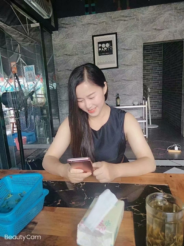 如不坚强弱给谁看的第一张照片--海峡交友网