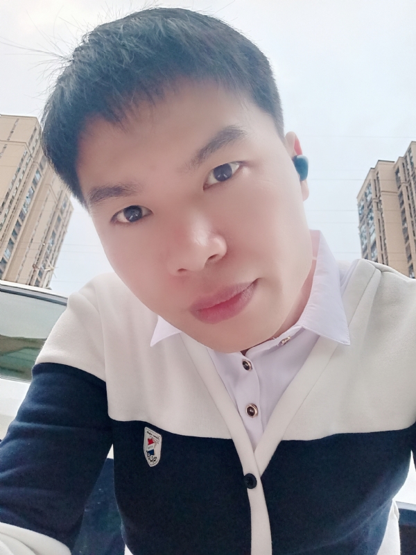 雨霁月清风的第一张照片--海峡交友网