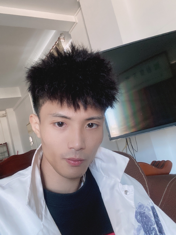 李邓平的第一张照片--海峡交友网