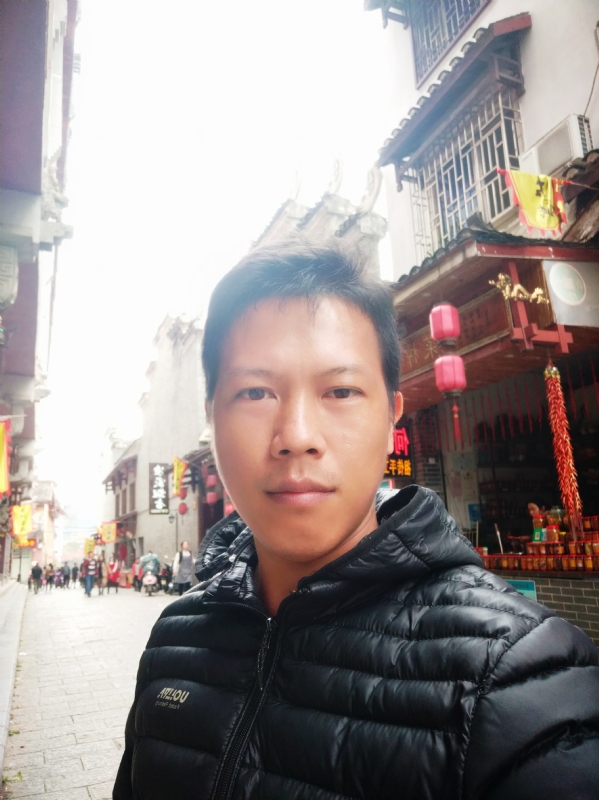 大圣男的第一张照片--海峡交友网