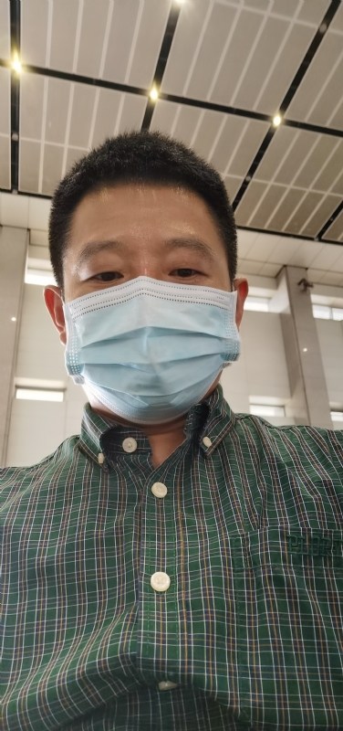 偷偷说的第三张照片--海峡交友网