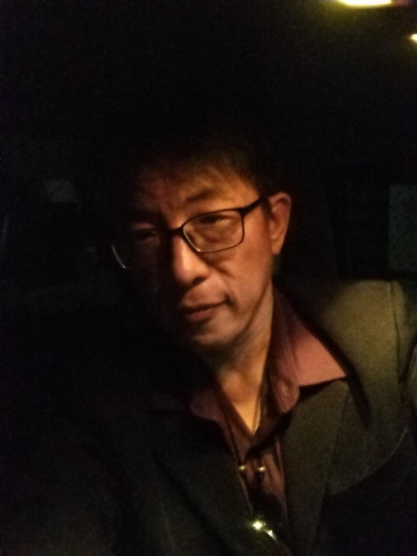 隱姓埋名的第一张照片--海峡交友网