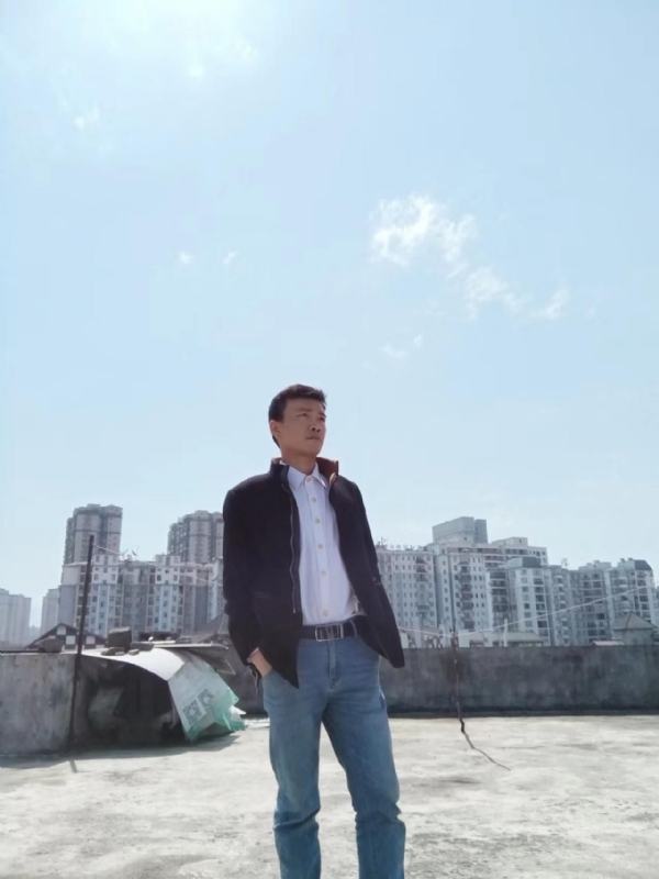 蓝色心情的第一张照片--海峡交友网