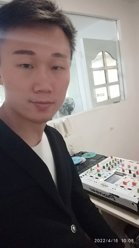 林锋的第一张照片--海峡交友网