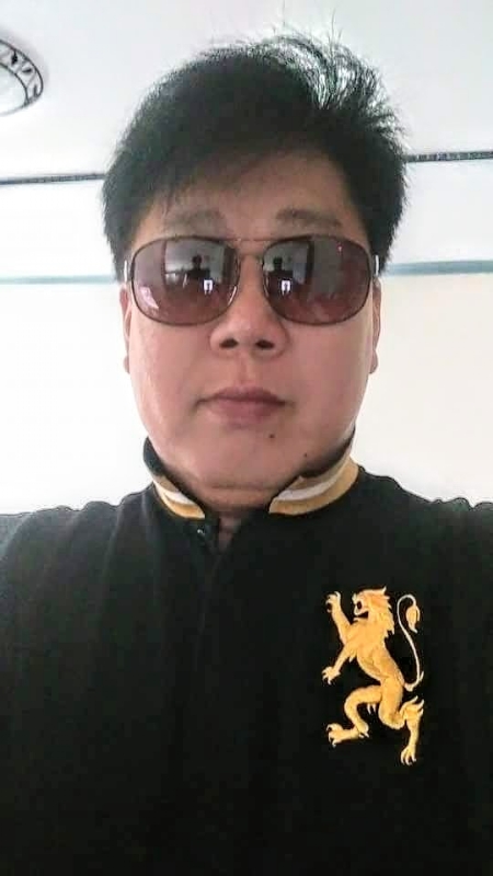 含笑半步癲的第三张照片--海峡交友网