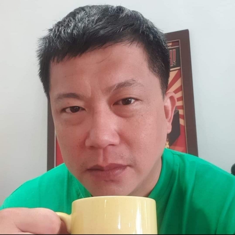 雨果先生的第二张照片--海峡交友网