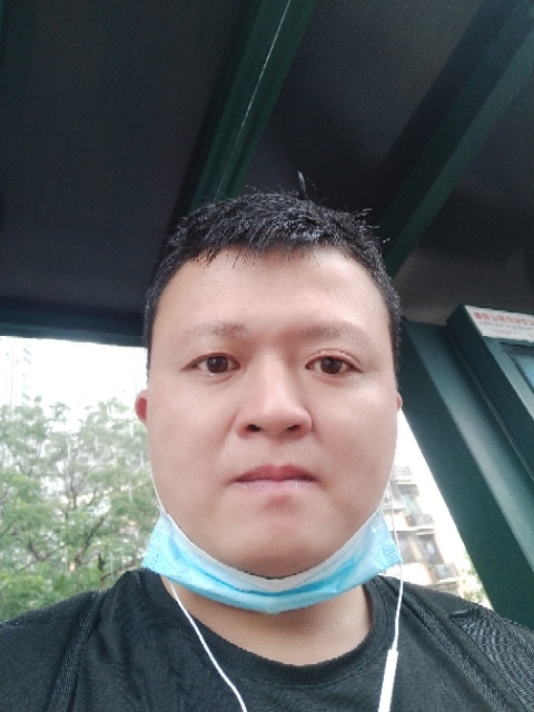 李生的第一张照片--海峡交友网
