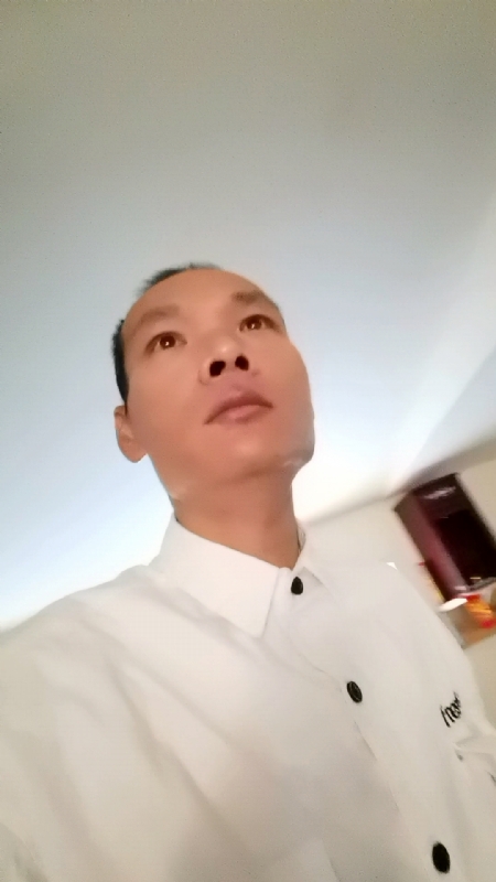 只影向谁去的第五张照片--海峡交友网