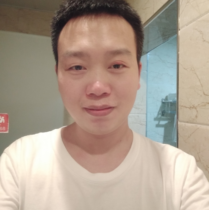 杯中酒的第一张照片--海峡交友网