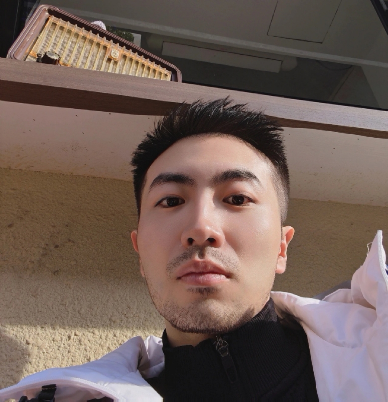 One的第一张照片--海峡交友网