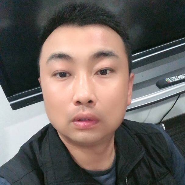 抱团取暖的第三张照片--海峡交友网