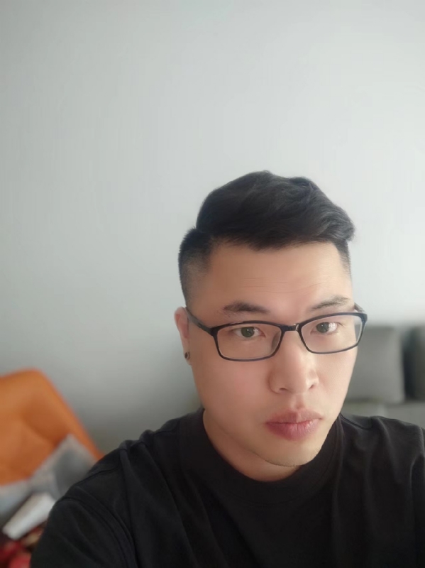 Vincent的第一张照片--海峡交友网