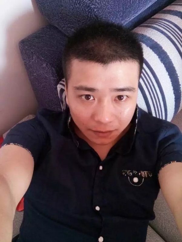 漫步的面包的第一张照片--海峡交友网
