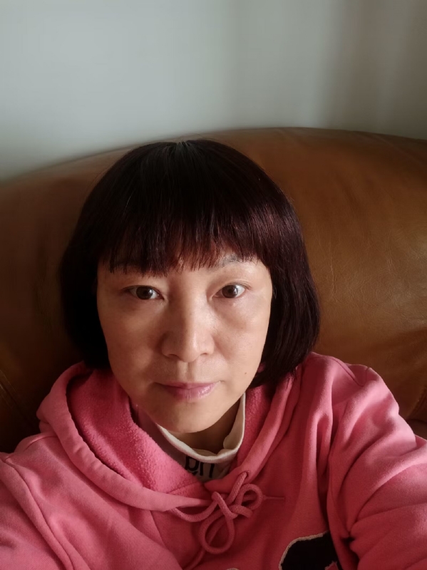 红玫瑰的第一张照片--海峡交友网