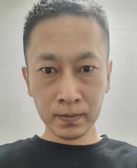AM2的第二张照片--海峡交友网