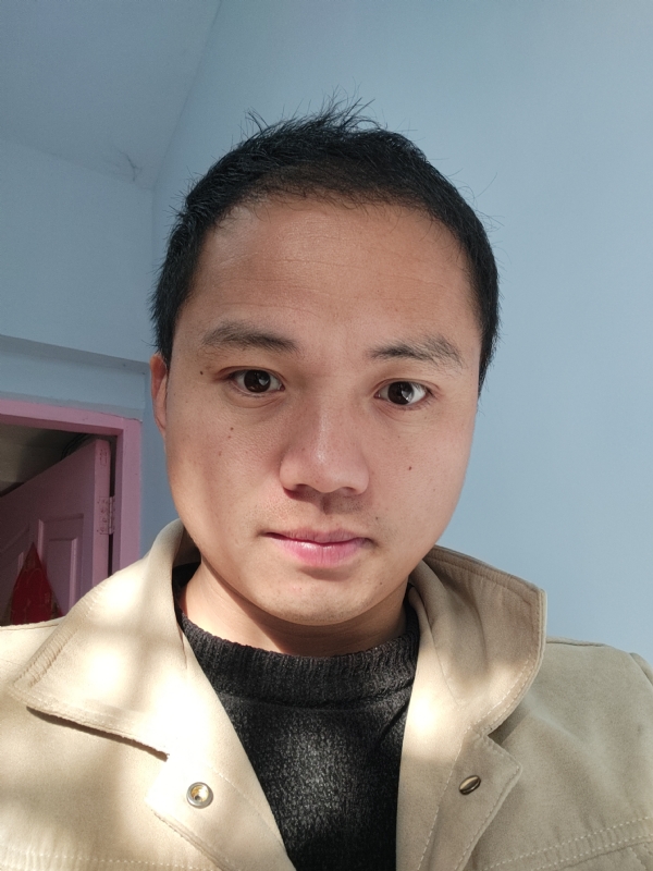 中意你的第三张照片--海峡交友网