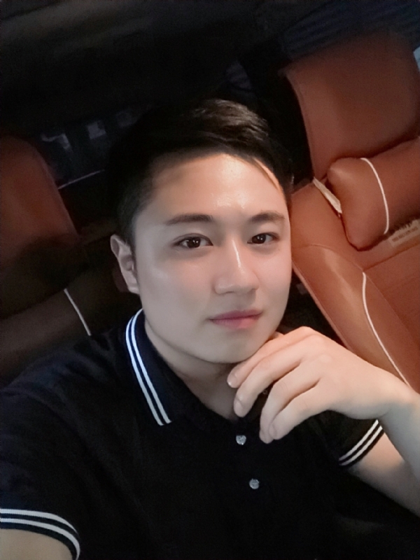 生活再继续的第一张照片--海峡交友网
