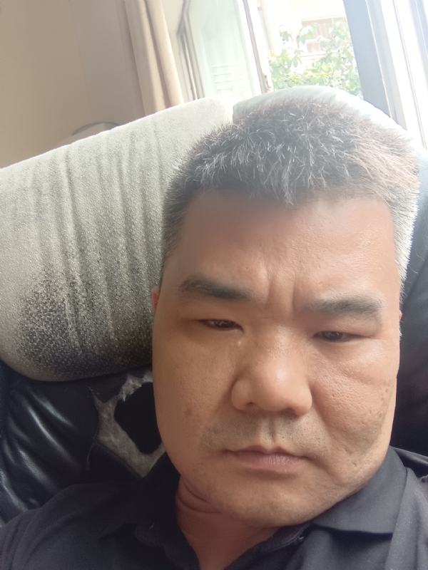 路人的第一张照片--海峡交友网